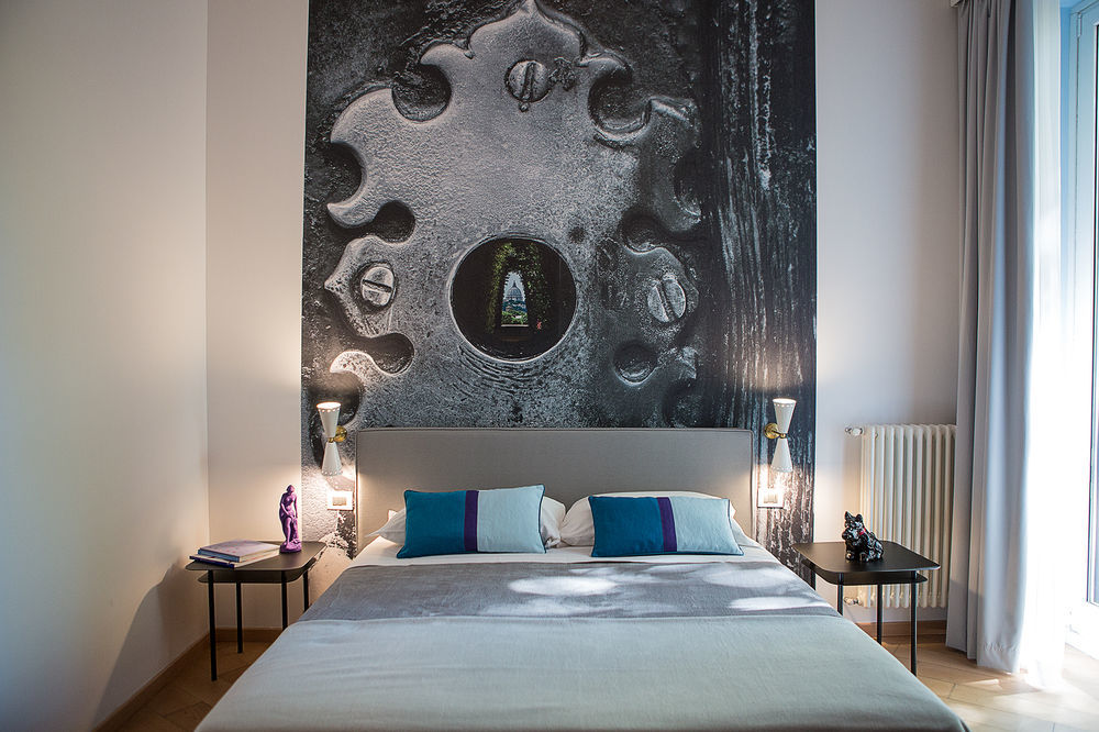 Milizie 76 Gallery Rome Bagian luar foto